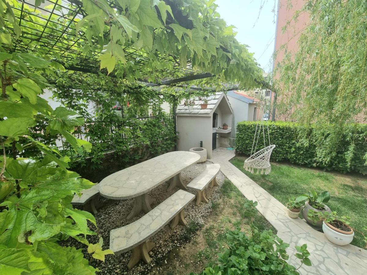 Apartment Karla&Nella Стобрек Экстерьер фото